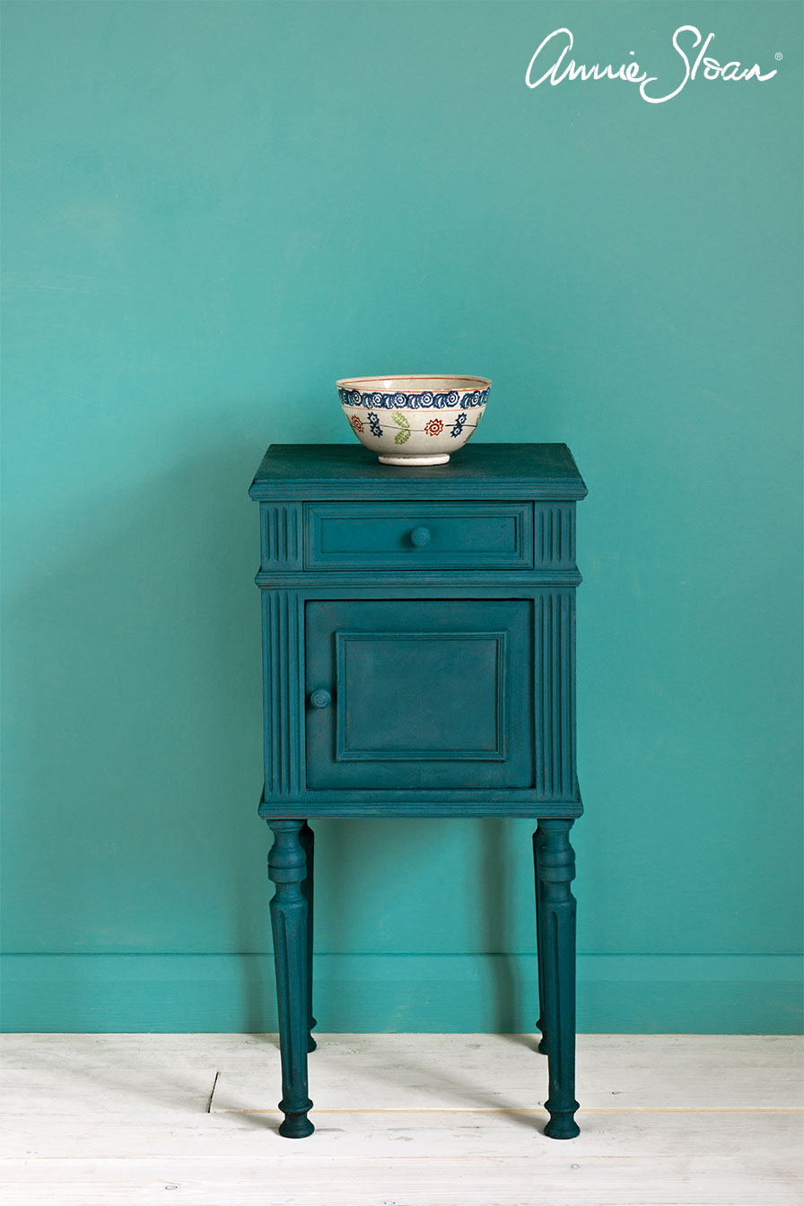 Annie Sloan Chalk Paint Aubusson Blue